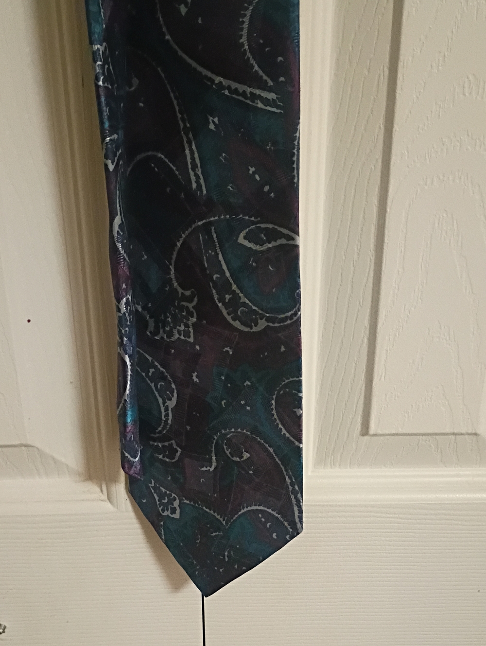 Towncraft Teal and Purple Paisley Necktie